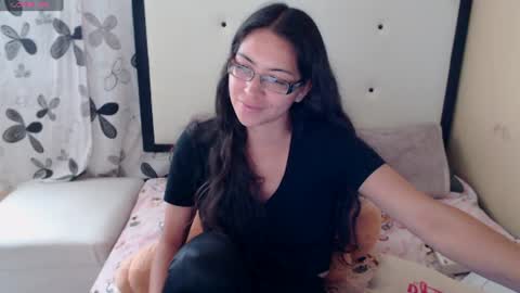paola online show from 06-29-26, 10:10