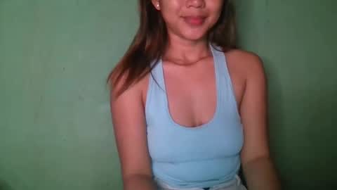 Snapshot of 1smile4u chatting on 02-18-25, 01:00 1smile4u online show from 02-18-25, 01:00