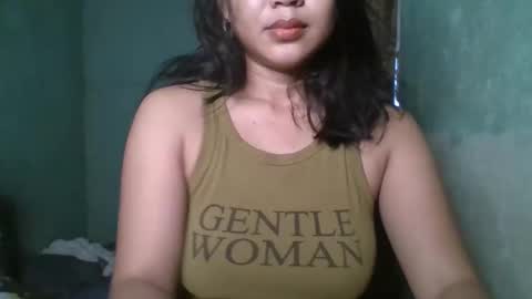 Snapshot of 1smile4u chatting on 11-02-25, 05:43 1smile4u online show from 11-02-25, 05:43