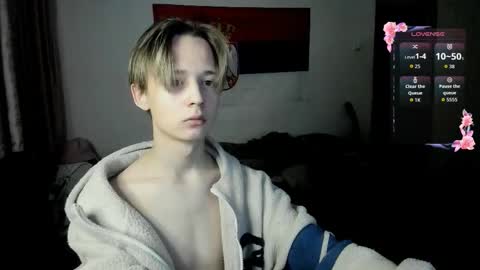 Snapshot of 1vampirella_gs chatting on 02-16-26, 01:02 Milos online show from 02-16-26, 01:02