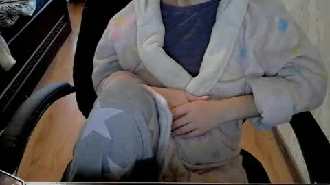 1your_hot_girls online show from 12-10-24, 09:33