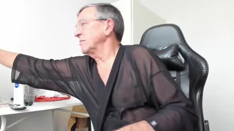 Henk online show from 02-14-25, 02:02