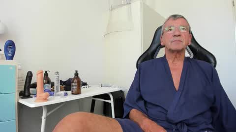 Henk online show from 09-13-25, 11:32