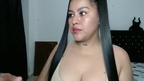 Diana online show from 12-22-25, 01:19