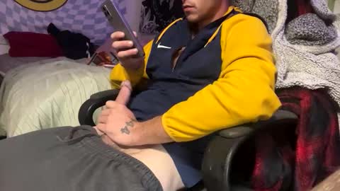 AlecurClit online show from 10-28-25, 04:31