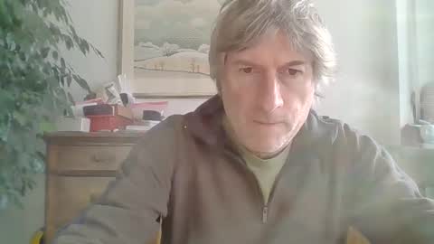 22esserre online show from 11-23-25, 01:55