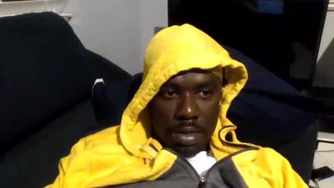 Snapshot of 242doggy242 chatting on 02-21-25, 07:01 420 Bbc online show from 02-21-25, 07:01