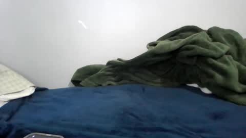 Snapshot of 242doggy242 chatting on 02-17-26, 03:29 420 Bbc online show from 02-17-26, 03:29