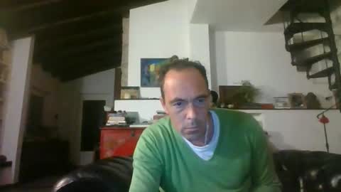 Snapshot of 27lv27 chatting on 09-16-25, 10:11 27lv27 online show from 09-16-25, 10:11