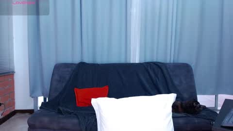 Snapshot of 2acidgirls chatting on 10-24-25, 10:06 2 ACIDGIRLS online show from 10-24-25, 10:06