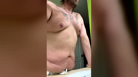 Snapshot of 2dirtyhillbillies chatting on 05-01-26, 10:42 ThrillBilly online show from 05-01-26, 10:42