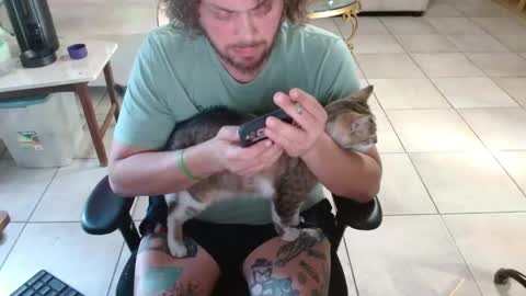 Snapshot of 2dirtyhillbillies chatting on 05-09-26, 10:48 ThrillBilly online show from 05-09-26, 10:48