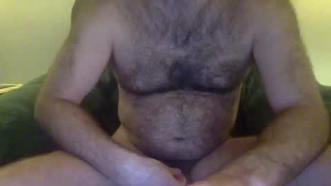 2hairrypigs online show from 01-01-25, 06:26