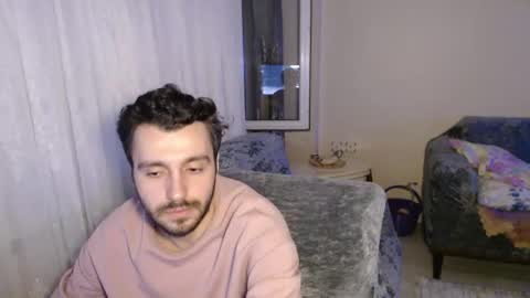 Snapshot of 2handsomeman chatting on 06-10-26, 09:46 Berk online show from 06-10-26, 09:46