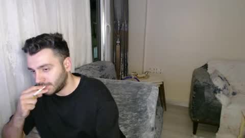 Snapshot of 2handsomeman chatting on 06-20-26, 07:49 Berk online show from 06-20-26, 07:49
