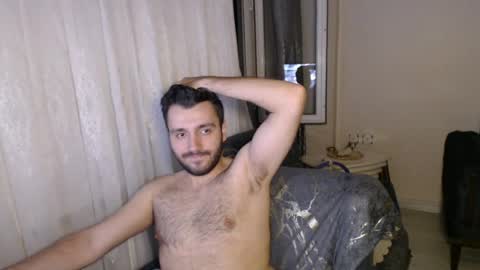 Snapshot of 2handsomeman chatting on 07-10-26, 11:07 Berk online show from 07-10-26, 11:07