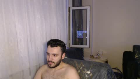Snapshot of 2handsomeman chatting on 07-11-26, 11:06 Berk online show from 07-11-26, 11:06
