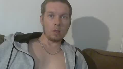 Snapshot of 2small4you83 chatting on 12-08-24, 03:35 2small4you83 online show from 12-08-24, 03:35