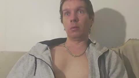 Snapshot of 2small4you83 chatting on 02-11-25, 07:02 2small4you83 online show from 02-11-25, 07:02