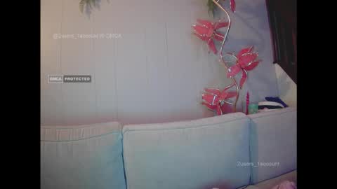 2users_1account online show from 01-10-26, 04:03