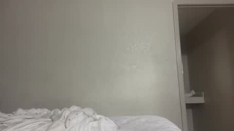 GamerBaddieLux online show from 11-11-25, 03:56