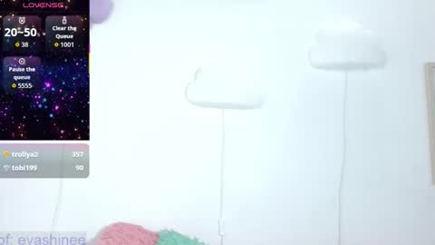 Snapshot of 333w4zh1n3 chatting on 10-17-25, 06:10 Eva online show from 10-17-25, 06:10