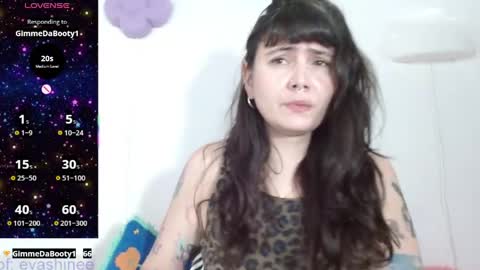Eva online show from 05-10-26, 03:28