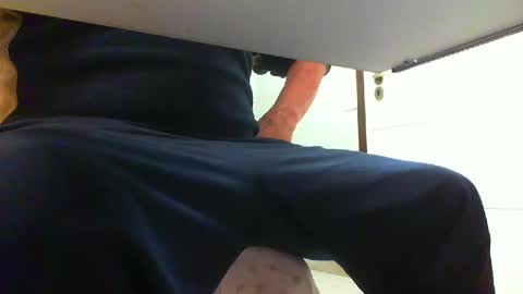 Snapshot of 3funlover chatting on 01-19-25, 06:21 3funlover online show from 01-19-25, 06:21