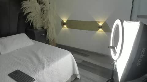 3X NAXAA online show from 04-21-26, 01:28