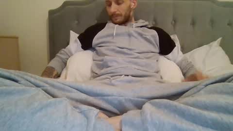 420feetloverr420 online show from 04-11-26, 04:33