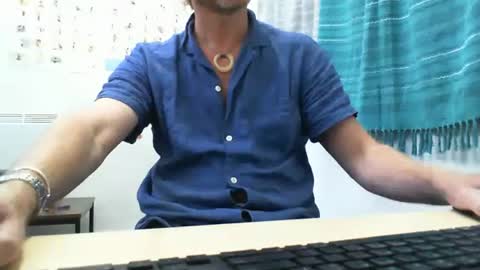 Snapshot of 555tony555 chatting on 01-10-25, 02:46 555tony555 online show from 01-10-25, 02:46