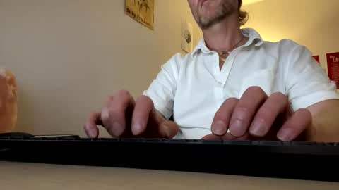 Snapshot of 555tony555 chatting on 02-26-26, 03:49 555tony555 online show from 02-26-26, 03:49