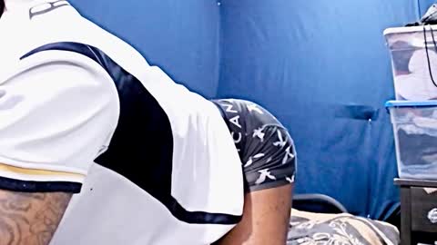 Tettaz GetitJusy4ya online show from 11-18-25, 05:01