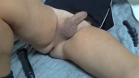 Snapshot of 666halloworld chatting on 12-22-24, 08:27 Halloworld online show from 12-22-24, 08:27