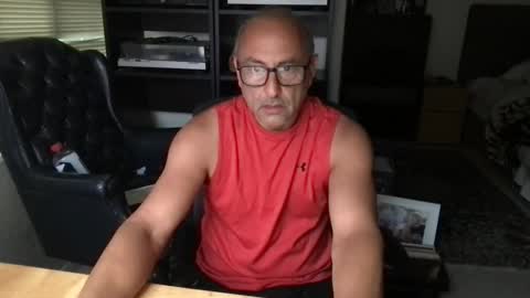 daddy vegas  for single women and couples here online show from 06-11-26, 01:09