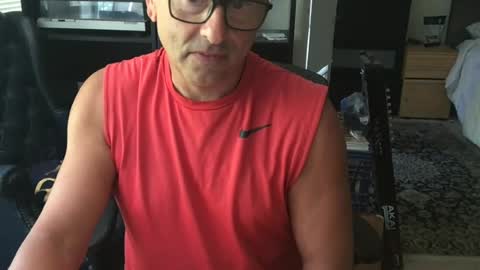 daddy vegas  for single women and couples here online show from 07-23-26, 09:57