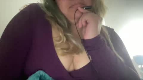 69candyflowers online show from 01-27-25, 03:37