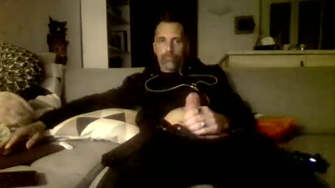 Num online show from 02-02-25, 06:31