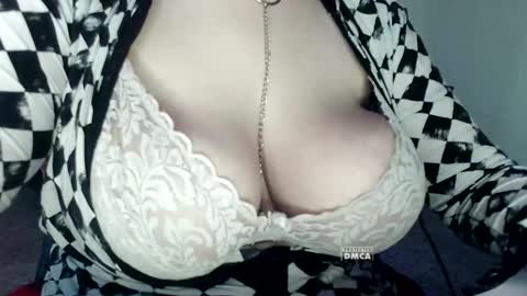 Snapshot of 6_dream_9 chatting on 11-18-25, 06:51 6_dream_9 online show from 11-18-25, 06:51