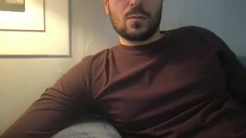 Snapshot of 6tu chatting on 12-17-25, 11:00 6tu online show from 12-17-25, 11:00