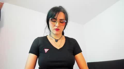    online show from 06-02-26, 09:06