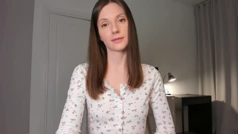 Anna online show from 04-17-26, 08:23