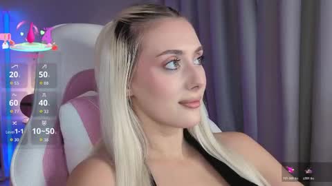 Snapshot of 7loren_wood7 chatting on 05-22-26, 03:06 Loren Wood online show from 05-22-26, 03:06