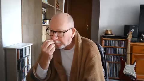  Papi  online show from 02-12-25, 09:20