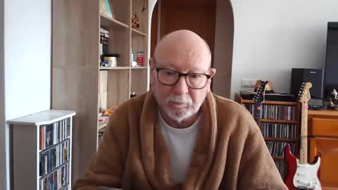  Papi  online show from 02-25-25, 10:04