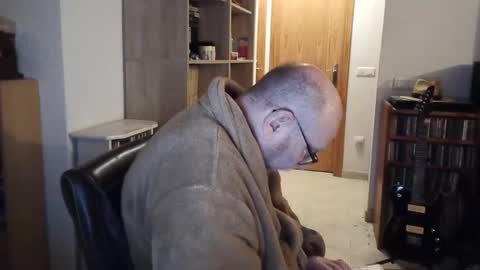  Papi  online show from 03-05-25, 07:06