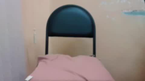 Snapshot of 7znkbob chatting on 12-13-24, 12:53 bob big head online show from 12-13-24, 12:53