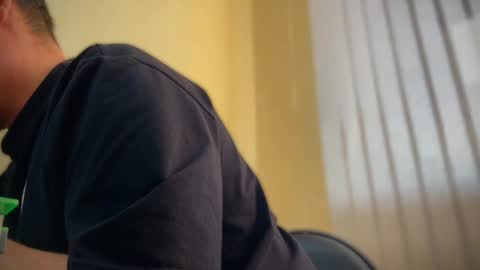 Snapshot of 7znkbob chatting on 03-01-25, 09:40 bob big head online show from 03-01-25, 09:40