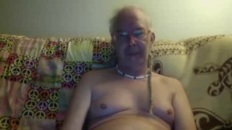 Snapshot of 808dred chatting on 05-30-26, 10:01 808dred online show from 05-30-26, 10:01