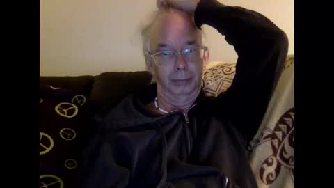 Snapshot of 808dred chatting on 06-11-26, 10:24 808dred online show from 06-11-26, 10:24